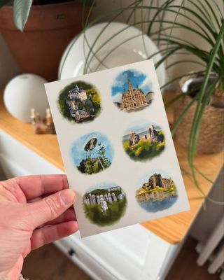 Loni jsme pro @libereckykraj ilustrovali tolik pěkých věcí! 🤩 Samolepková pohlednice ✍🏼👌🏻 #liberecko #libereckykraj...